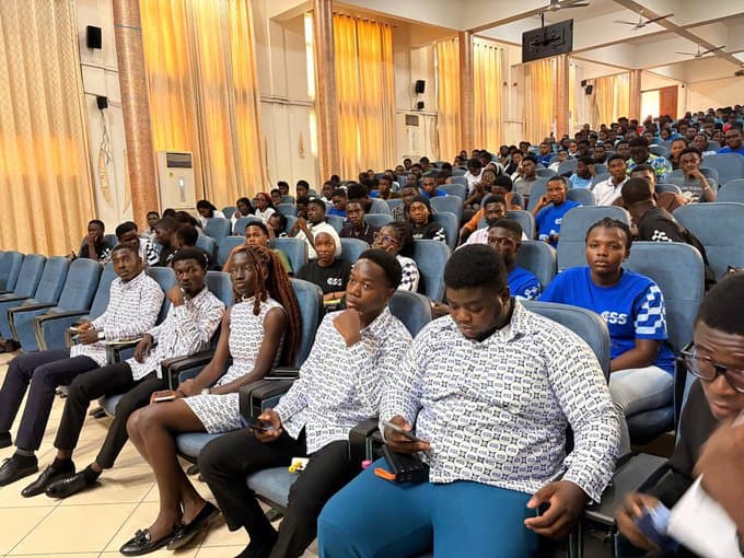Students attending a CSS orientation session